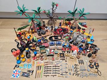 Playmobil grote piraten set (geweren, eiland, boten en meer) beschikbaar voor biedingen