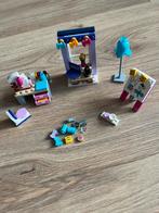 Lego Friends ontwerp studio, naaimachine, whiteboard, laptop, Kinderen en Baby's, Speelgoed | Duplo en Lego, Ophalen of Verzenden