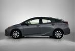 Toyota Prius 1.8 Dynamic | JBL | Navigatie | Trekhaak, Stof, Euro 6, 122 pk, Grijs