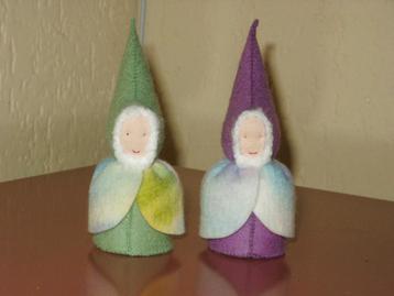 Zelfgemaakte poppetjes beschikbaar voor biedingen