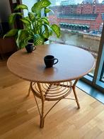Bamboe rotan koffietafel walnoot jaren 60, Tuin en Terras, Ophalen, Zo goed als nieuw, Rond