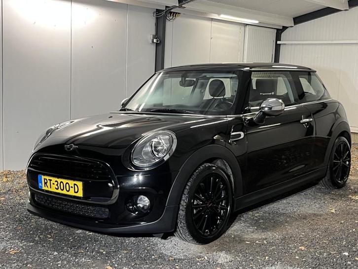 Mini Mini 1.5 Cooper Business 2018 NL AUTO 2e EIG NAVI,CRUIS, Auto's, Mini, Bedrijf, Te koop, Cooper, ABS, Airbags, Airconditioning