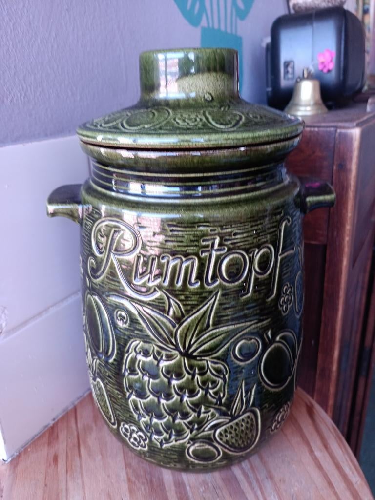 Vintage rumtopf pot, Ophalen