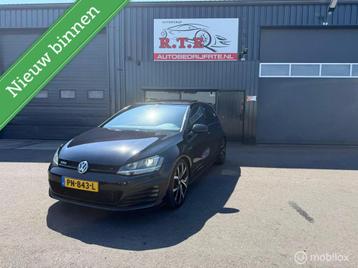 Volkswagen Golf 2.0 TDI GTD PANO AUTO LEER beschikbaar voor biedingen