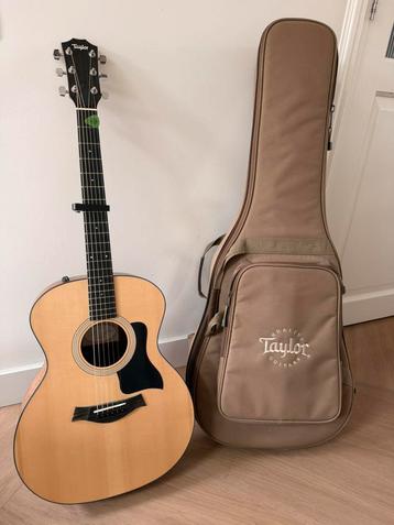 Taylor 114e acoustic + gigbag beschikbaar voor biedingen