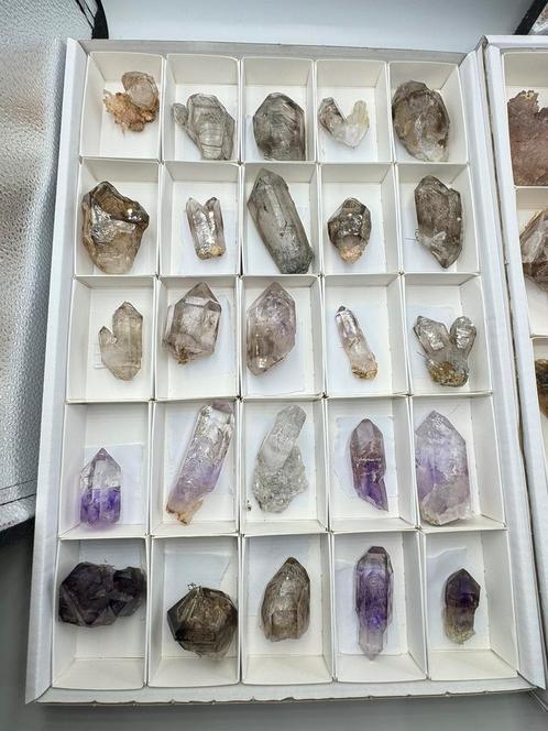 Kristallen mineralen verzameling partij Goboboseb Brandberg, Verzamelen, Mineralen en Fossielen, Mineraal, Ophalen of Verzenden