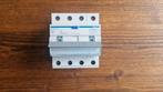 Hager C25 30mA aardlekautomaat 3p+n ADM475G, Ophalen, Zo goed als nieuw
