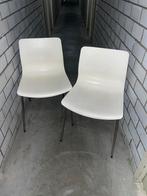 Witte stoelen, Huis en Inrichting, Twee, Kunststof, Gebruikt, Wit