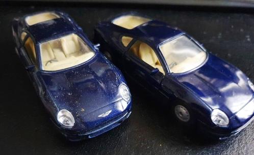 Maisto Shell Aston Martin DB7 blauw 2x, Hobby en Vrije tijd, Modelauto's | Overige schalen, Gebruikt, Auto, Ophalen of Verzenden