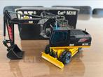 Caterpillar M 318 mobiele graafmachine NZG 405/03 5000, Hobby en Vrije tijd, Modelauto's | 1:50, Ophalen of Verzenden, Zo goed als nieuw
