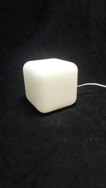 Kubus tafellamp Habitat London type Cubo,lees beschrijving  beschikbaar voor biedingen