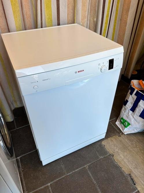 Vaatwasser: Bosch Serie | 2, Schoon en Werkt Super, Witgoed en Apparatuur, Vaatwasmachines, Gebruikt, Vrijstaand, Minder dan 85 cm