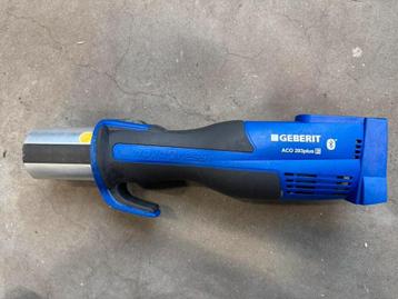 Geberit Novopress ACO 203 perstang incl. 10 persbekken beschikbaar voor biedingen