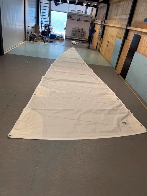 Diverse zeilen in goede staat, Watersport en Boten, Zeilen en Zeiltoebehoren, Gebruikt, 15 tot 30 m², 6 meter of meer, Ophalen