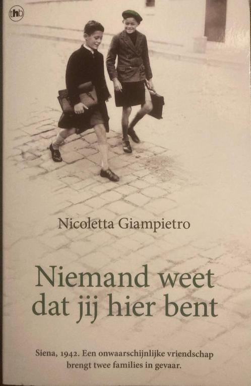 Niemand weet dat jij hier bent, Boeken, Oorlog en Militair, Zo goed als nieuw, Overige onderwerpen, Tweede Wereldoorlog, Ophalen of Verzenden