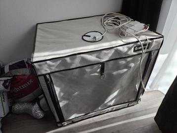 Kweektent 60 diep x 80 breed x 70 hoog beschikbaar voor biedingen
