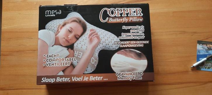 Mesa Living memory foam kussen. Nieuw, Huis en Inrichting, Slaapkamer | Beddengoed, Nieuw, Kussen, Eenpersoons, Wit, Ophalen of Verzenden
