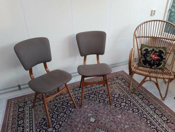 Set stoelen jaren zestig / vintage beschikbaar voor biedingen