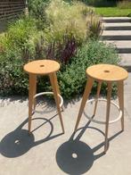Vitra Tabouret haut (Jean Prouve), Huis en Inrichting, Barkrukken, Ophalen, Met voetsteun, 60 tot 90 cm, Zo goed als nieuw
