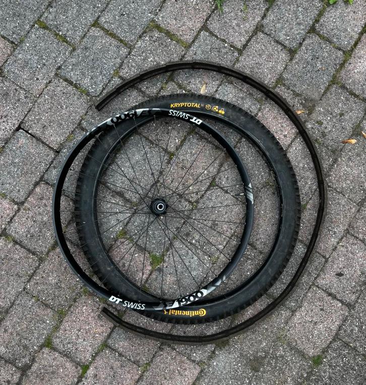 E1900 DT Swiss achterwiel - Mullet Kit., Fietsen en Brommers, Fietsonderdelen, Zo goed als nieuw, Racefiets, Wiel, Ophalen of Verzenden