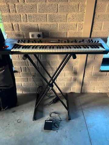 Kingkorg Synthesizer beschikbaar voor biedingen