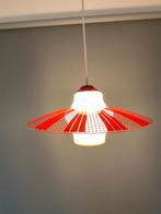 Vintage hanglamp met glazen kap, Ophalen of Verzenden, Minder dan 50 cm, Jaren 50 - 60, Glas