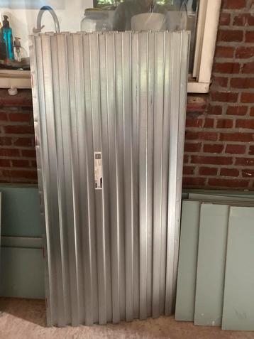 Duofor zwaluwstaartplaten 1300x630x0,5 beschikbaar voor biedingen
