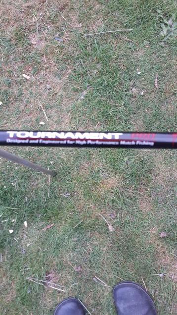 Daiwa Tournament pro 10/11ft. beschikbaar voor biedingen
