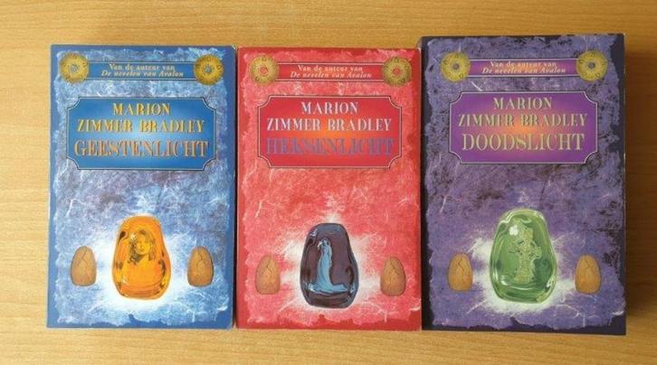 Marion Z. Bradley - Truth Blackburn / lichtserie, Boeken, Fantasy, Gelezen, Ophalen of Verzenden