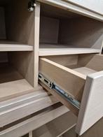 Eetkamertafel, TV-kast en Dressoir - Grey Wash Look, Ophalen of Verzenden, 50 tot 75 cm