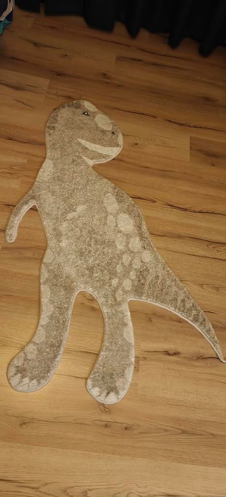 Dino Vorm Tapijt - Grijs, Ophalen, 100 tot 150 cm, 50 tot 100 cm, Zo goed als nieuw