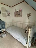 Klassiek bed 90cm, Huis en Inrichting, Slaapkamer | Bedden, Ophalen, Gebruikt, 90 cm, Eenpersoons
