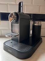 Krups Nespresso, type XN 730T, kleur Titanium, Ophalen, Gebruikt, Espresso apparaat, Koffiepads en cups