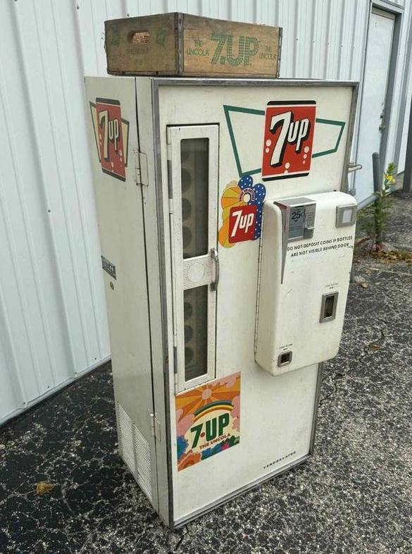 7 up vending machine uit de USA, Verzamelen, Automaten | Overige, Zo goed als nieuw, Ophalen