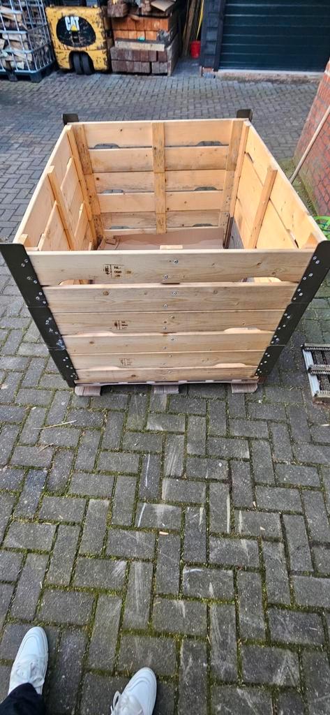 Te koop pallets randen schotjes, Doe-het-zelf en Verbouw, Hout en Planken, Zo goed als nieuw, Pallet, Overige houtsoorten, Minder dan 200 cm