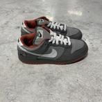 Nike SB Dunk Low Staple NYC Pigeon (nieuw), Verzenden, Nike, Nieuw, Sneakers of Gympen