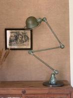 Jieldé | Vespagroen  | Tafellamp | Vintage | Oud | 3-armig, Gebruikt, Jielde@jielde.com, Ophalen of Verzenden, Metaal