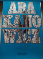 Abakanowicz.  Jan van Toorn, Ophalen of Verzenden, Zo goed als nieuw, Rechthoekig Staand