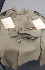 Oude poncho MvO..handboeken, Verzamelen, Militaria | Algemeen, Nederland, Ophalen of Verzenden, Landmacht