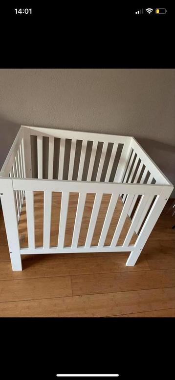 Baby box beschikbaar voor biedingen