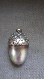 Eikel zilverkleurig, Diversen, Kerst, Ophalen of Verzenden, Zo goed als nieuw