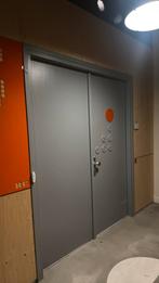 Dubbele deur, Ophalen, Zo goed als nieuw, Hout, Raamkozijn