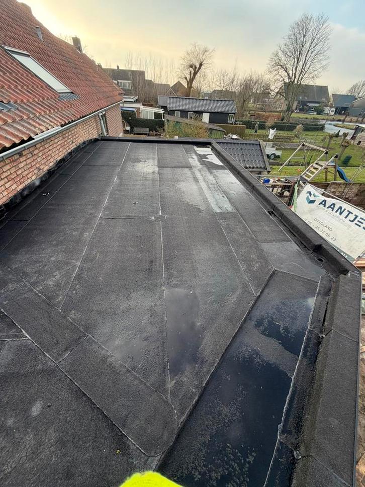Lekkage? Platdak specialist, Diensten en Vakmensen, Dakdekkers en Rietdekkers, Bitumineus, Overige dakdekking, 24-uursservice