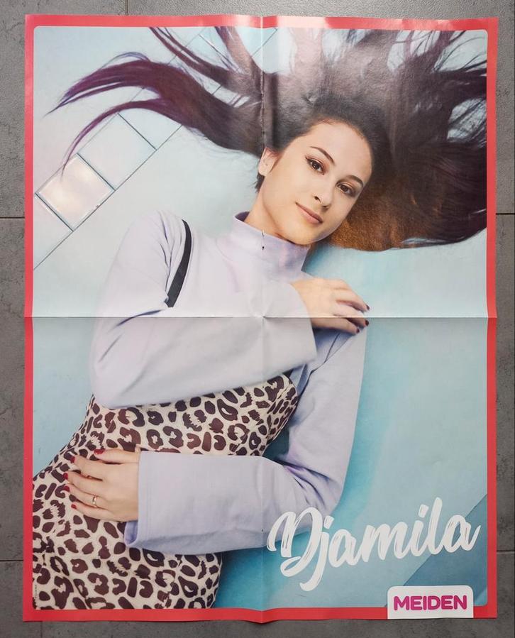 Meisje Djamila poster meiden magazine, Verzamelen, Posters, Nieuw, Film en Tv, A1 t/m A3, Rechthoekig Staand, Ophalen of Verzenden