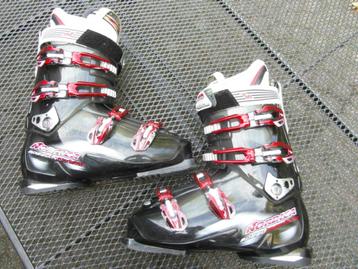 Skischoenen; gebruikt maar in goede staat beschikbaar voor biedingen