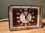 Vintage begin jaren 70 GOOD OLD ELECTRIC WEKKER met alarm, Antiek en Kunst, Antiek | Klokken, Ophalen of Verzenden
