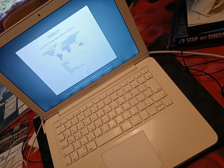 MacBook 13,3 inch met Japans toetsenbord, Computers en Software, Apple Macbooks, Zo goed als nieuw, MacBook, 13 inch, 2 tot 3 Ghz