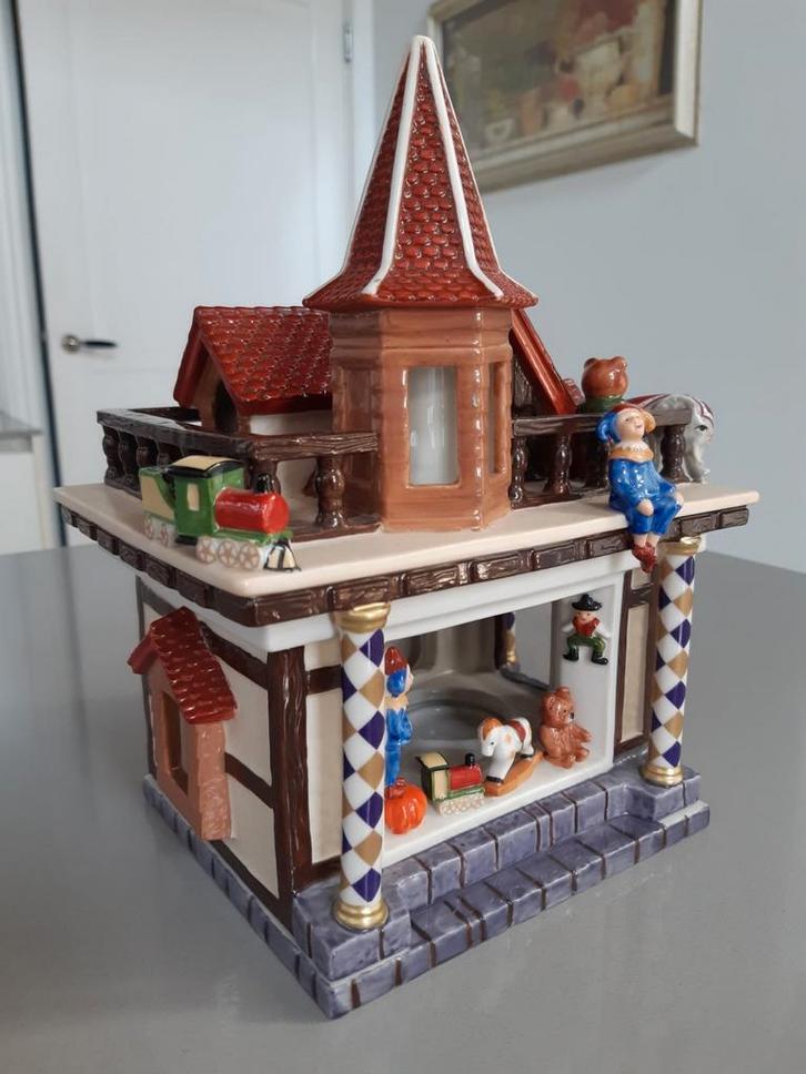 Kersthuis Speelgoedwinkel Villeroy en Boch Toy's Village, Diversen, Kerst, Ophalen of Verzenden