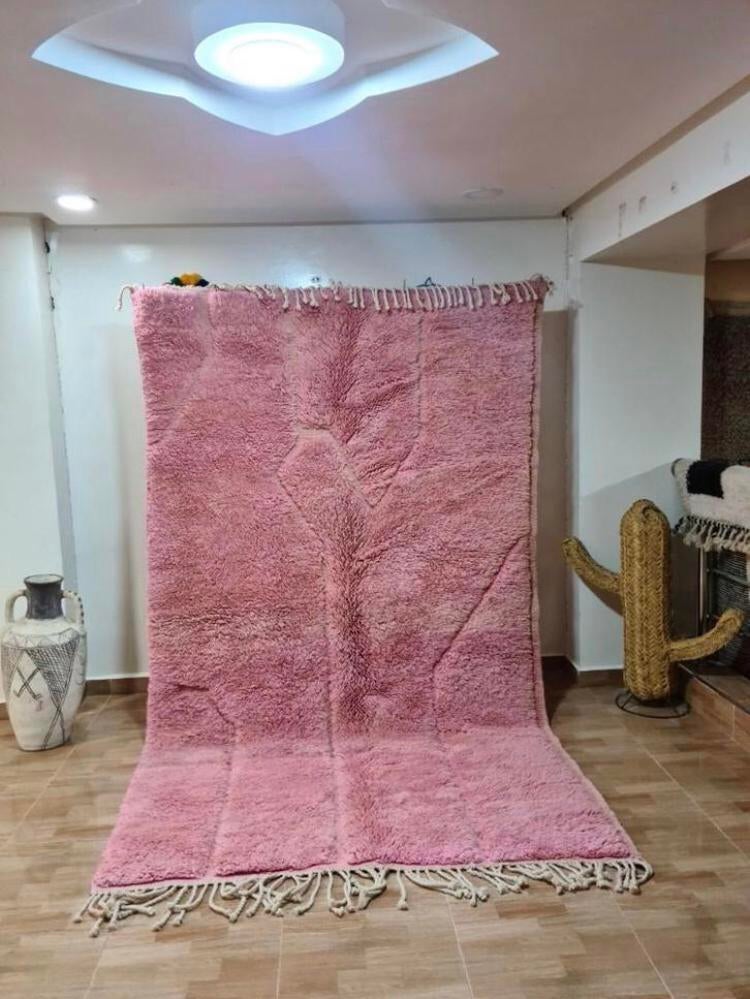 Deze week 25% wintersale op dit prachtige roze berbertapijt, Huis en Inrichting, Stoffering | Tapijten en Kleden, Nieuw, Ophalen of Verzenden