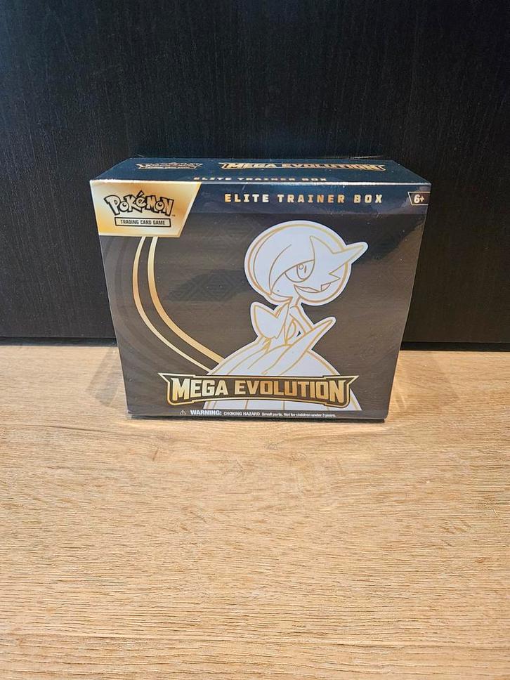 Mega Evolution Elite Trainer Box sealed, Hobby en Vrije tijd, Verzamelkaartspellen | Pokémon, Nieuw, Boosterbox, Ophalen of Verzenden
